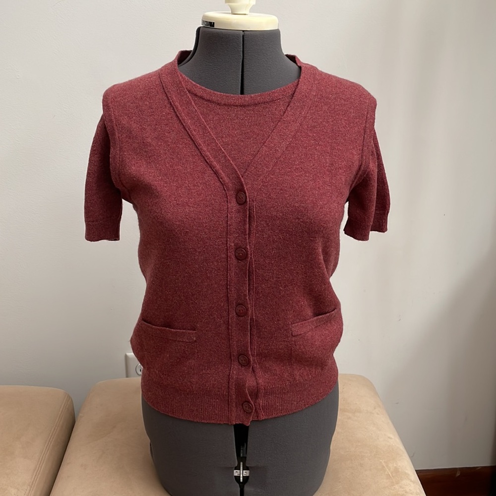 CHANEL 100% Cashmere Tee and Vest Sweater Set
